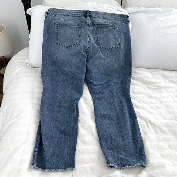 Torrid Blue Distressed Boyfriend Stretch Straight Leg Shredded Plus Size 18 - Picture 2 of 8